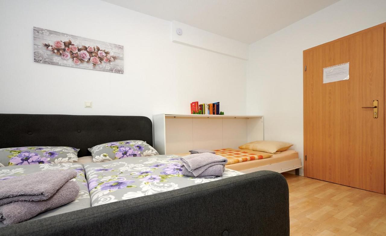 Hueblers-Schlafquartier Hotel Furstenwalde Ngoại thất bức ảnh