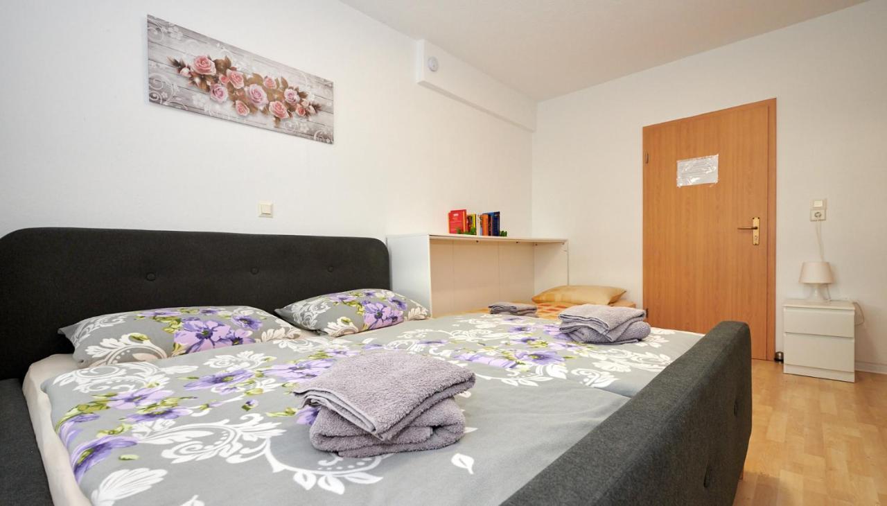 Hueblers-Schlafquartier Hotel Furstenwalde Ngoại thất bức ảnh