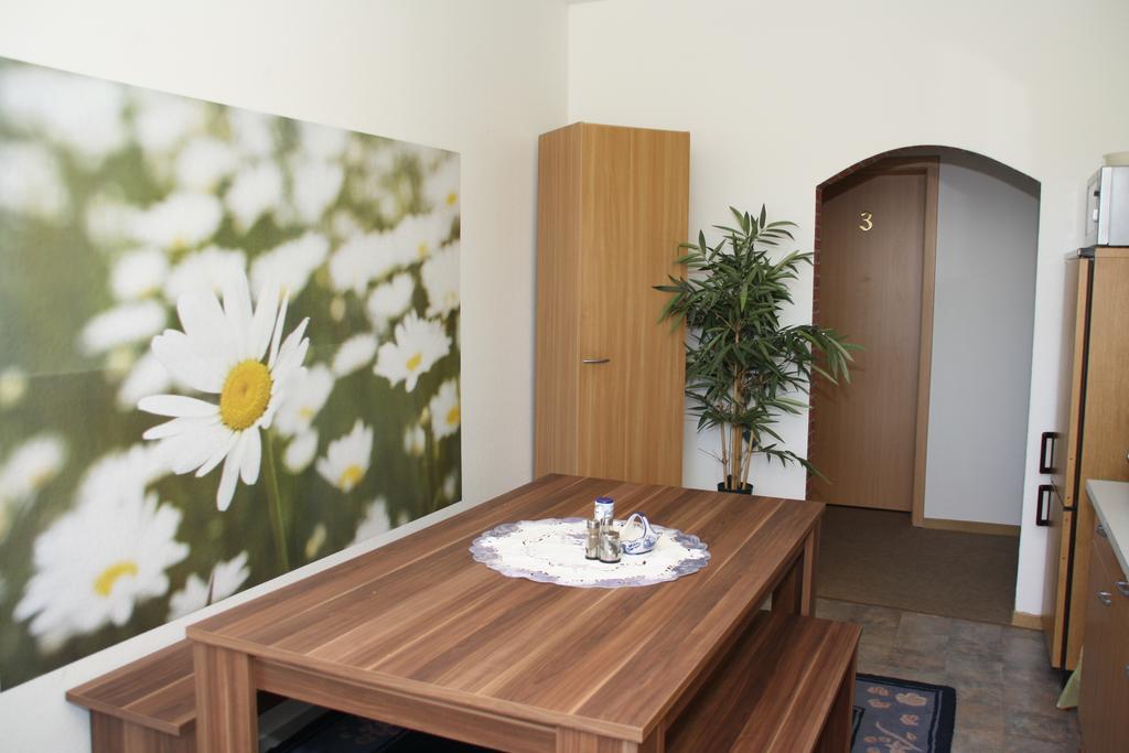 Hueblers-Schlafquartier Hotel Furstenwalde Ngoại thất bức ảnh