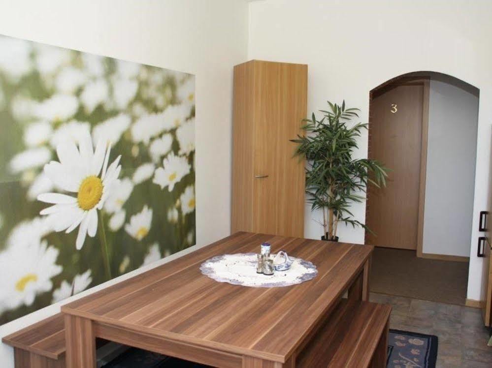 Hueblers-Schlafquartier Hotel Furstenwalde Ngoại thất bức ảnh